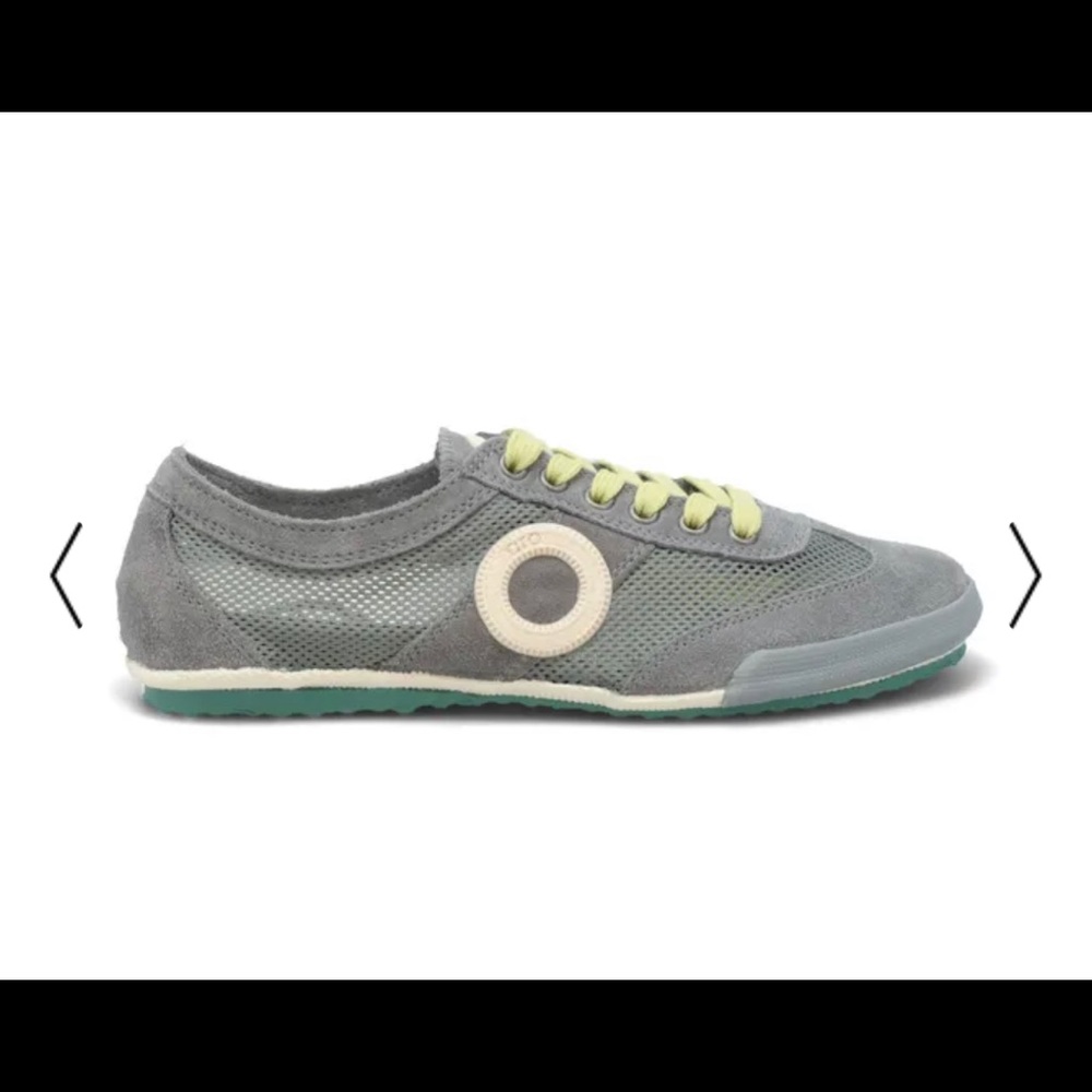 Joaneta Aro womens sneaker size 42 BRAND NEW